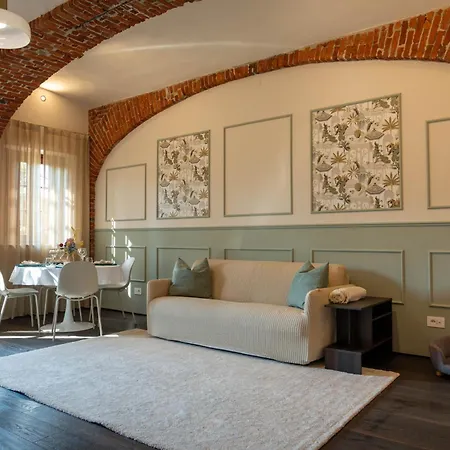 Maison Des Fleurs Herbe Aromatique San Maurizio Canavese